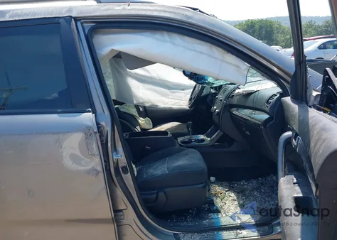 2013 Kia Sorento Lx z USA, uszkodzony, nr VIN 5XYKTCA61DG332579